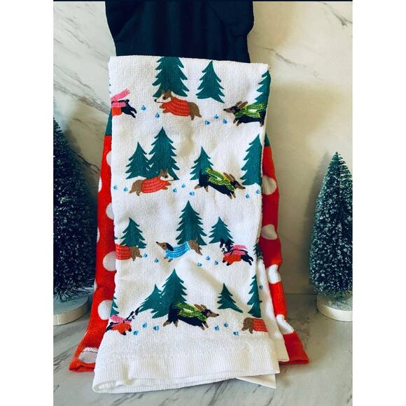 St. Nicholas Square Red Dog Tie-Top Kitchen Towel 2-pk NEW - Picture 3 of 8